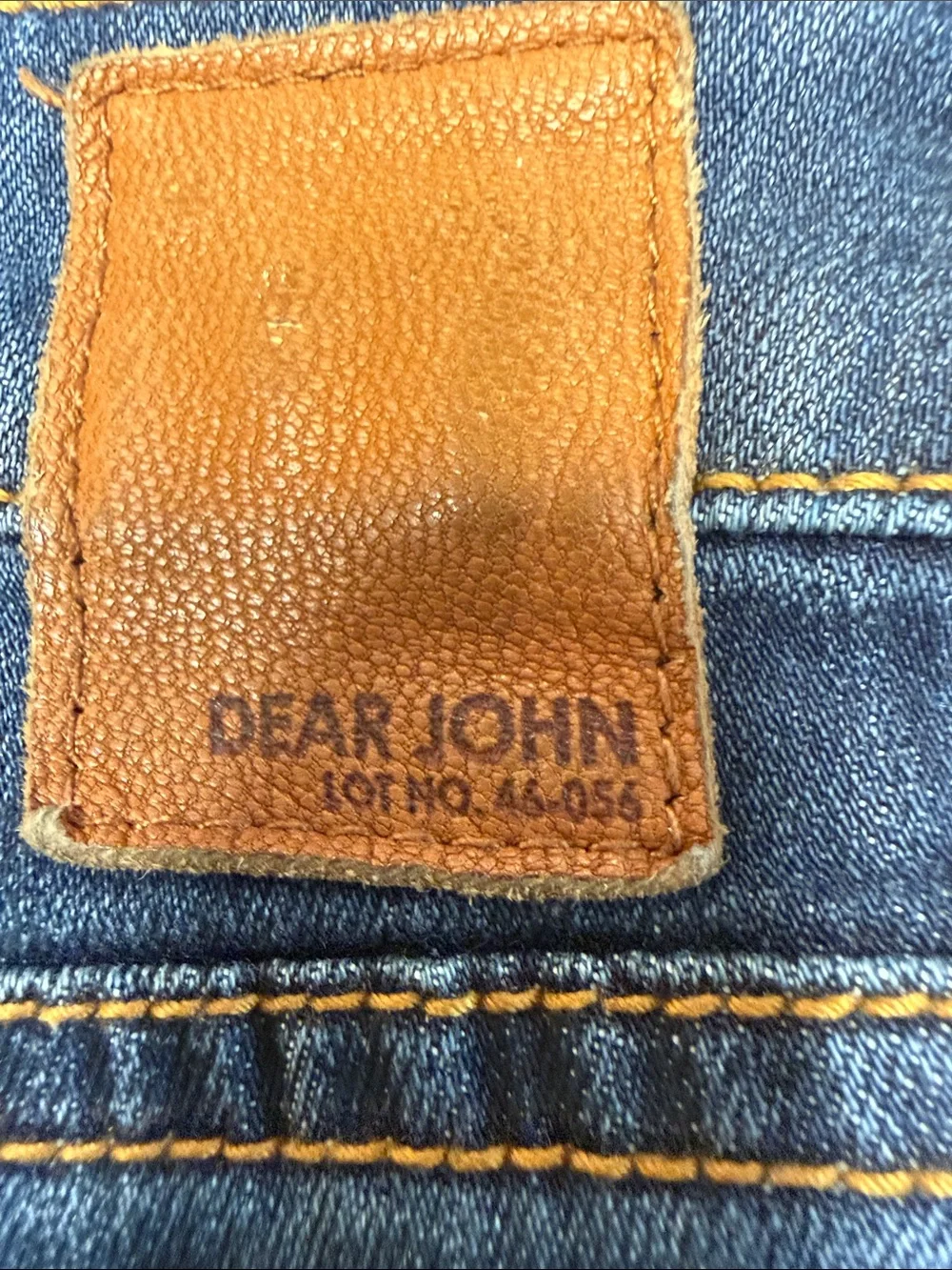 Dear John Women’s Straight Leg Jeans in Dark Blue Wash - Picture 4 of 7
